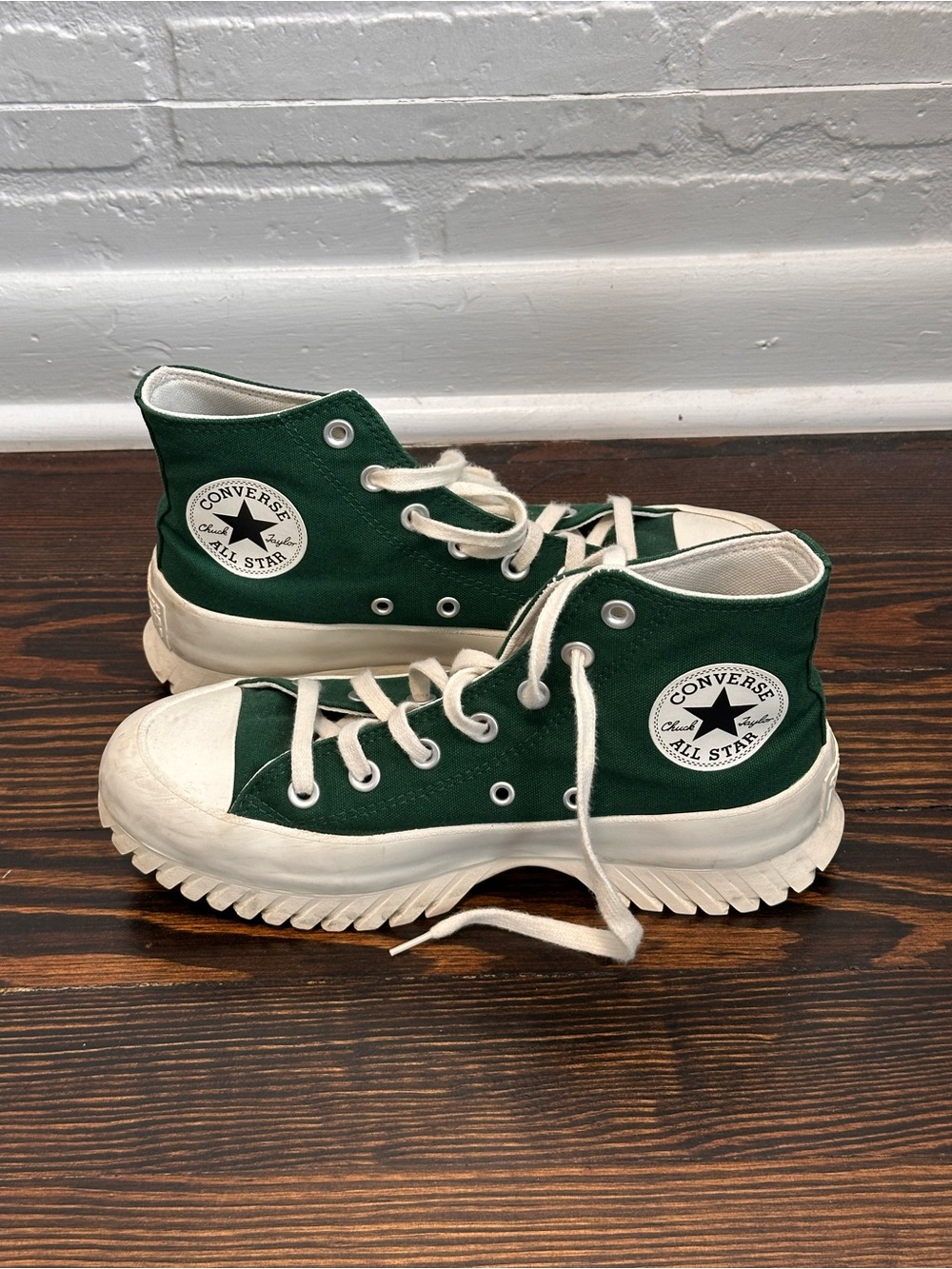 Converse Chuck Taylor All Star Run Star Hike green high top trainers